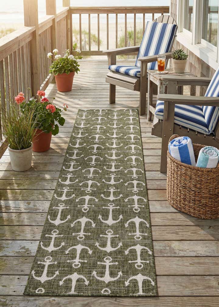 2' 7 x 12' Easy-Clean Coastal Indoor / Outdoor Runner Rug