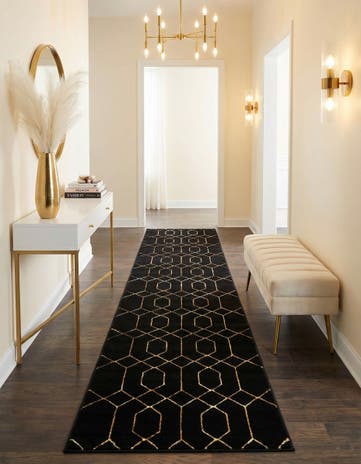 2' 7 x 12' Marilyn Monroe™ Glam Trellis Runner Rug