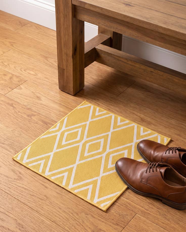 Detail image of 1' 4 x 1' 4 Easy-Clean Jill Zarin Turks and Caicos Indoor / Outdoor Sample Rug