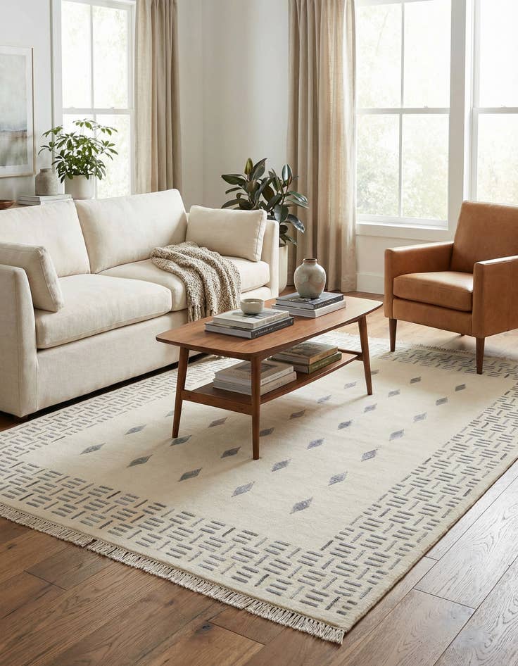 Detail image of 4' 11 x 6' 8  Hand Knotted Darya Wool Rug