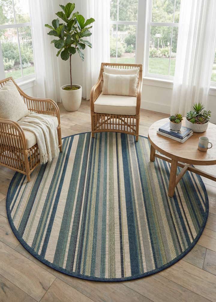 7' 10 x 7' 10 Easy-Clean Baja Indoor / Outdoor Round Rug