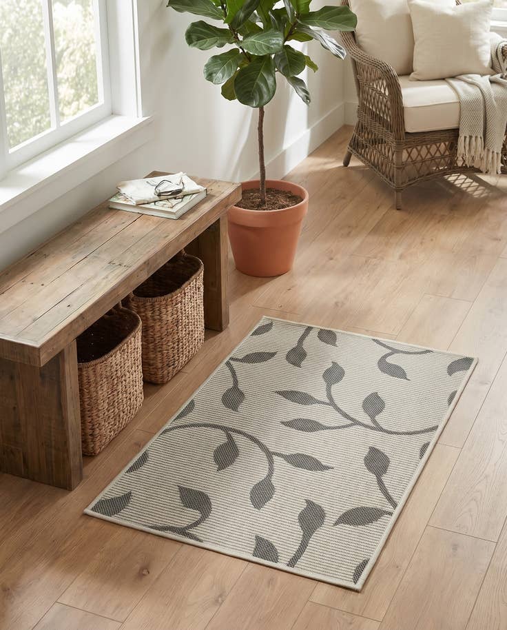 Detail image of 2' 2 x 3' Easy-Clean Botanical Indoor / Outdoor Rug