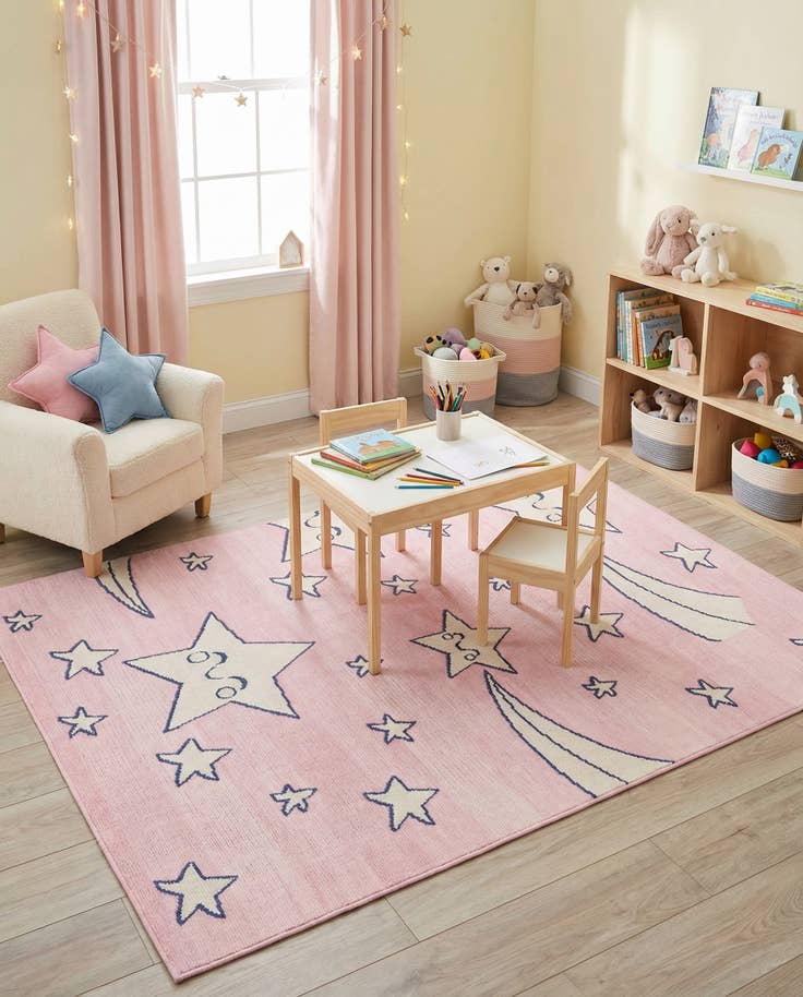 Detail image of 5' 3 x 7' 7 Easy-Clean Indoor / Outdoor Rug