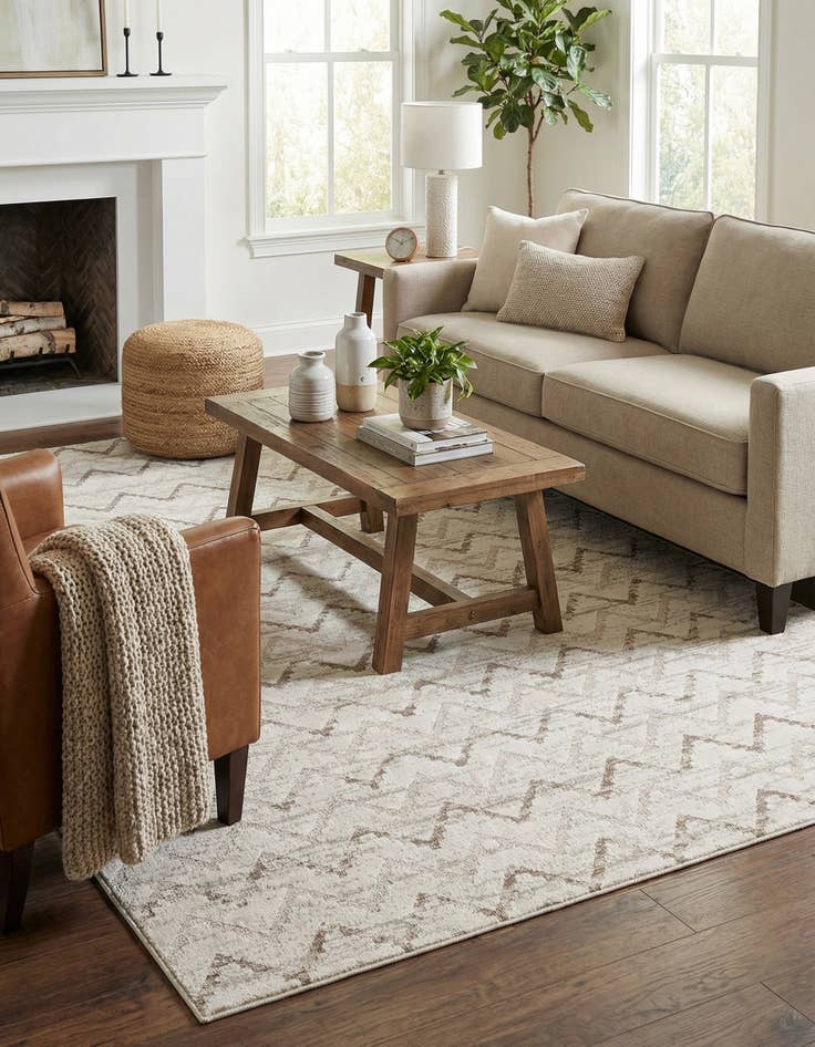 Detail image of Jill Zarin 5' x 7' 6 Uptown Rug