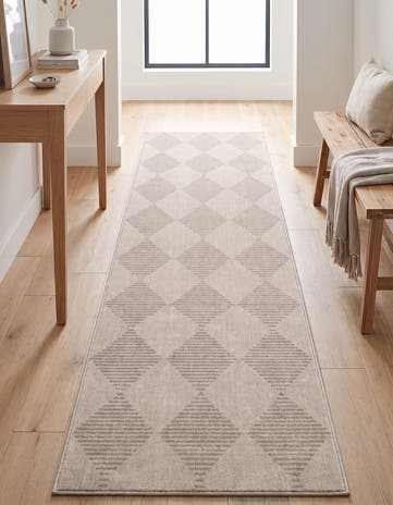 2' 7 x 10' Contour Runner Rug