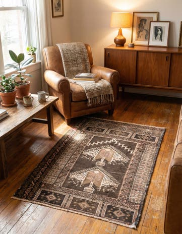 2' 6 x 4' Hand Knotted Ultra Vintage Persian Wool Rug