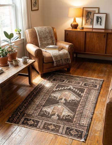 2' 6 x 4' Hand Knotted Ultra Vintage Persian Wool Rug
