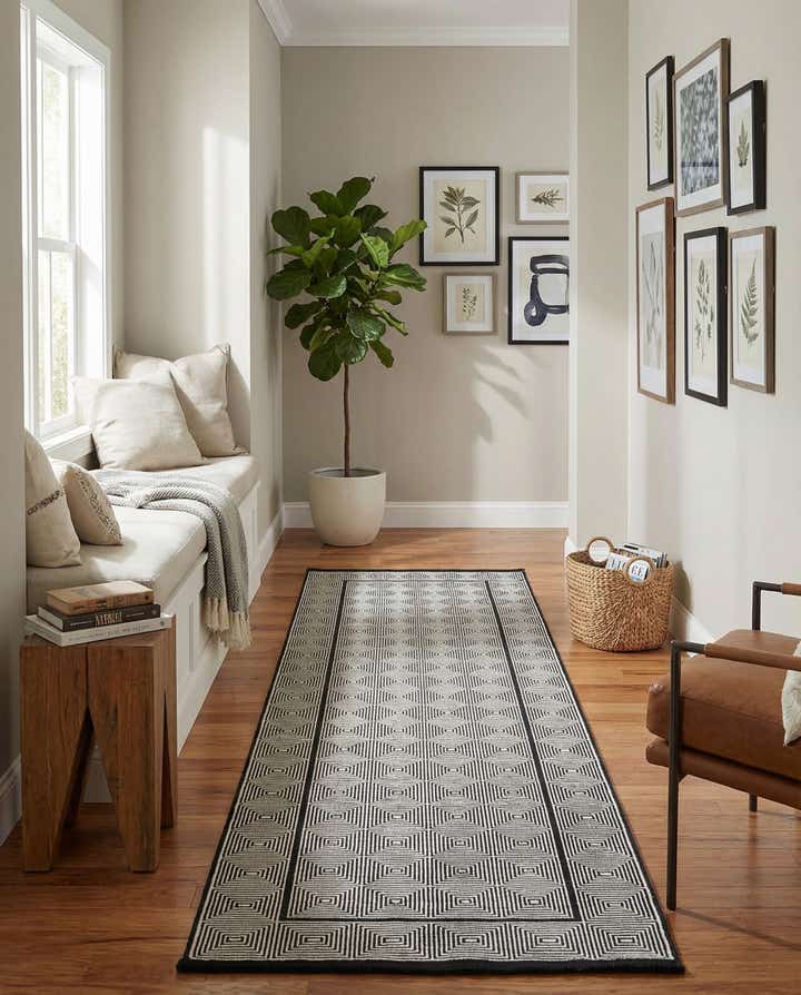 2' 7 x 12' Milano Runner Rug