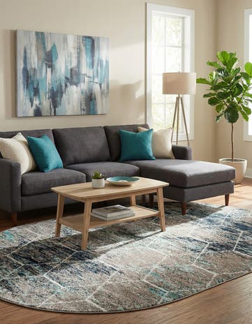5' 3 x 8' Lattice Frieze Oval Rug