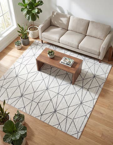 7' x 7' Lattice Trellis Square Rug