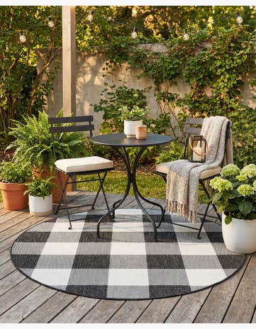 Black and White Easy-Clean Checkered Indoor / Outdoor Round Rug