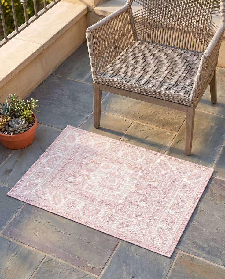 Detail image of 2' x 3' Easy-Clean Aztec Indoor / Outdoor Rug