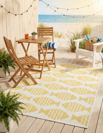 4' 1 x 6' 1 Easy-Clean Coastal Indoor / Outdoor Rug