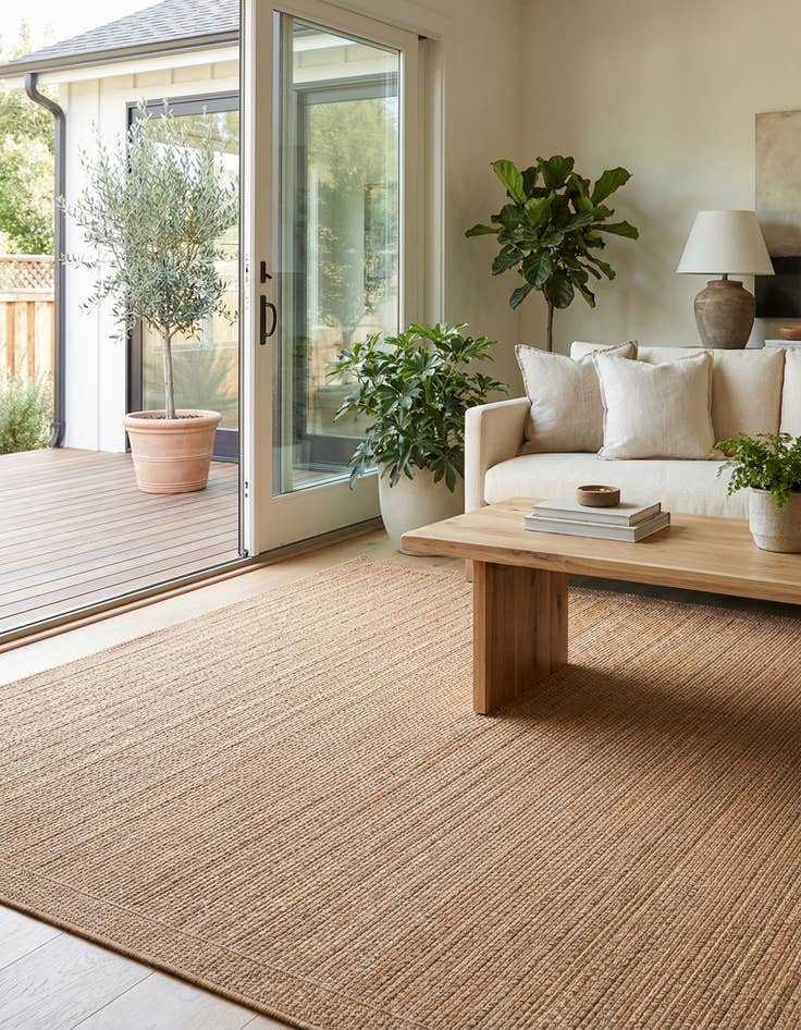 Detail image of  7' x 10'  Washable Border Indoor / Outdoor Rug