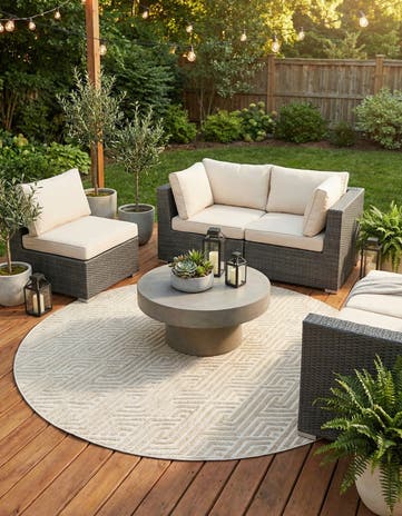 Beige Easy-Clean Sabrina Soto Hudson Indoor / Outdoor Round Rug