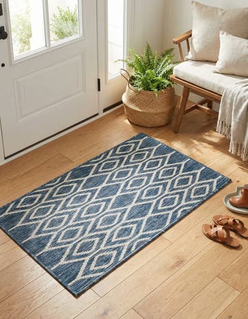 2' x 3' Easy-Clean Jill Zarin Turks and Caicos Indoor / Outdoor Rug