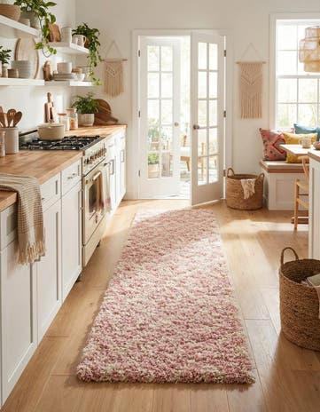 2' x 6' Lattice Shag Runner Rug