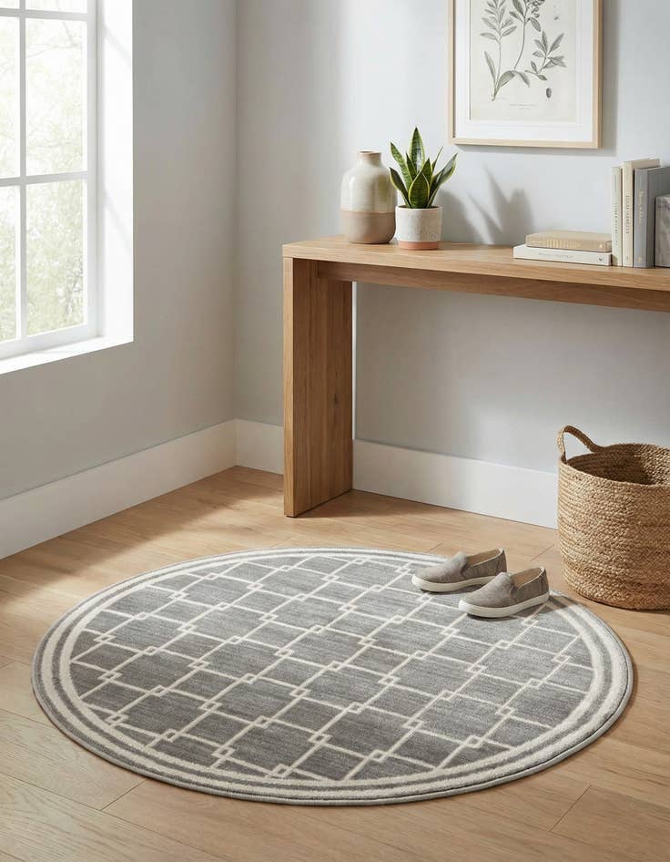 Detail image of Jill Zarin 3' x 3' Metropolitan Uptown Round Rug