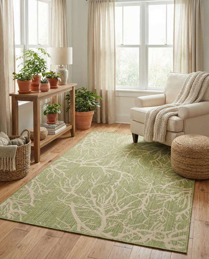 4' x 6' Easy-Clean Botanical Indoor / Outdoor Rug