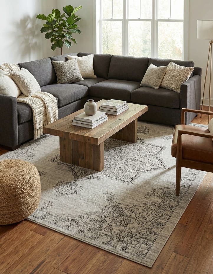 9' x 12' Nyla Rug