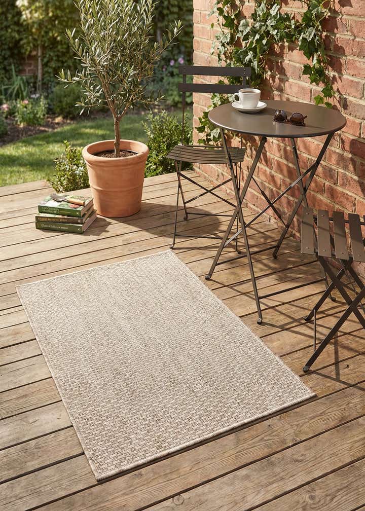 2' x 3' 1 Easy-Clean Solid Indoor / Outdoor Rug