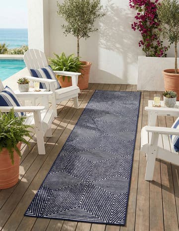 2' 7 x 12' Easy-Clean Sabrina Soto Indoor / Outdoor Runner Rug