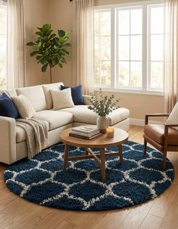 Detail image of 7' 10 x 7' 10 Trellis Shag Round Rug