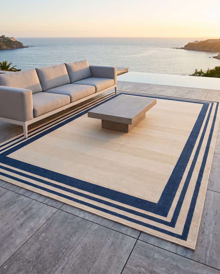 7' x 10' Easy-Clean Aruba Indoor / Outdoor Rug