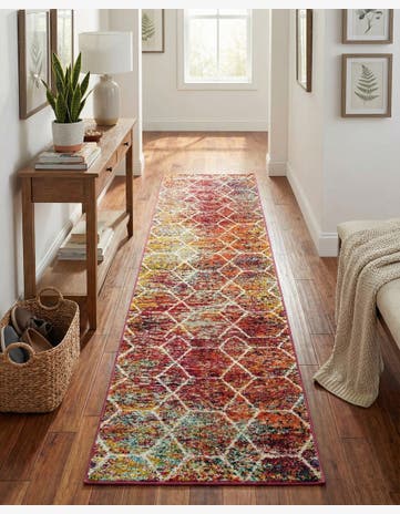 2' x 10' Trellis Frieze Runner Rug