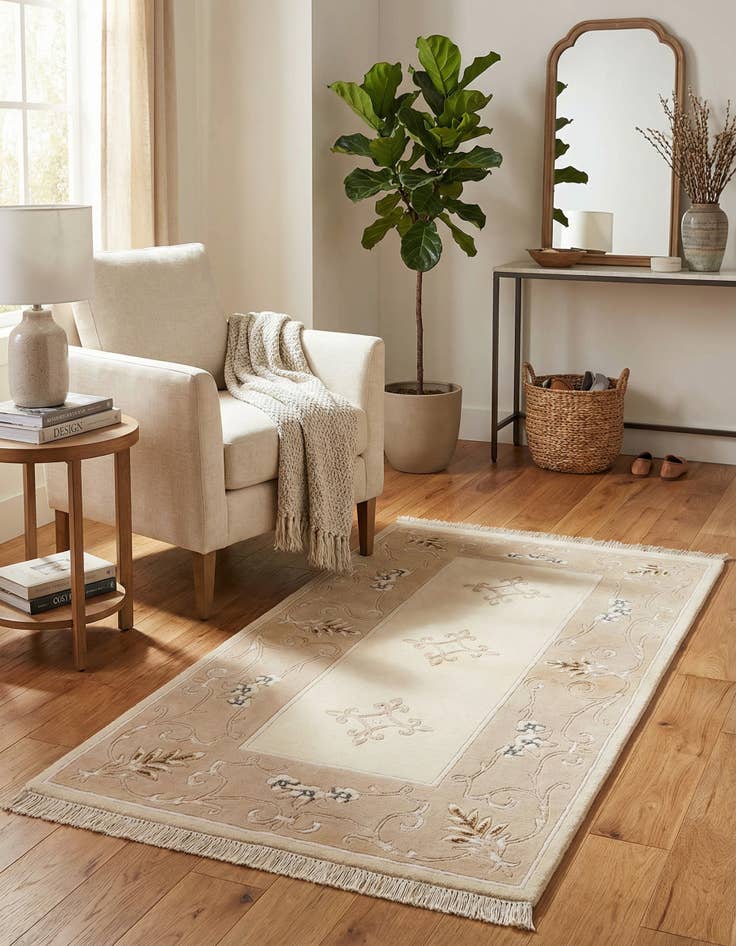 Detail image of 2' 8 x 4' 10  Hand Knotted Darya Rug