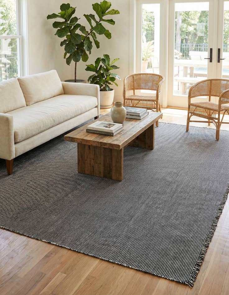 Detail image of 10' x 10'  Washable Jill Zarin Palm Springs Indoor / Outdoor Square Rug