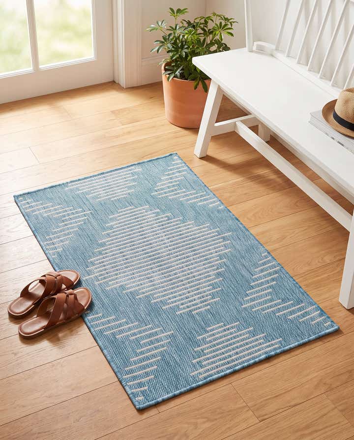 2' x 3' Easy-Clean Modern Indoor / Outdoor Rug