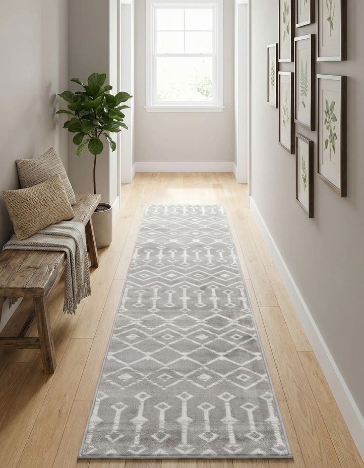 2' x 9' 10 Kasbah Trellis Runner Rug