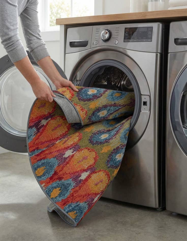 Detail image of 6' x 6'  Washable Modern Indoor / Outdoor Round Rug