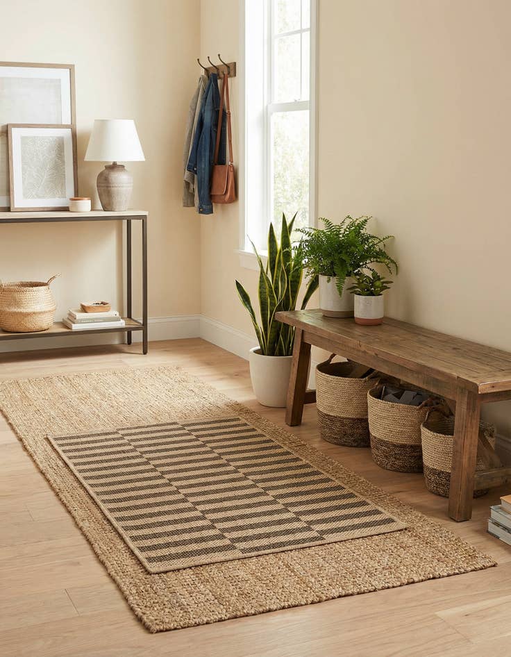 Detail image of 2' 2 x 3' Dunes Rug