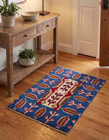 2' 1 x 3' Hand Knotted Kazak Rug