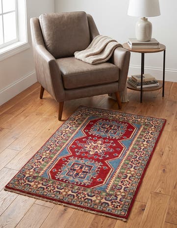 2' 8 x 4' 1 Hand Knotted Kazak Rug