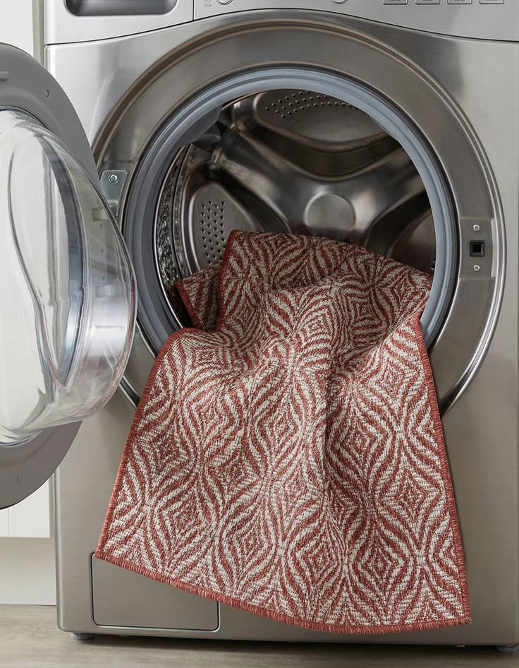 Detail image of 2' x 6'  Washable Trellis Indoor / Outdoor Runner Rug