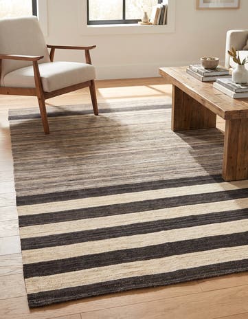 4' 1 x 5' 10 Hand Woven Kilim Modern Wool Rug
