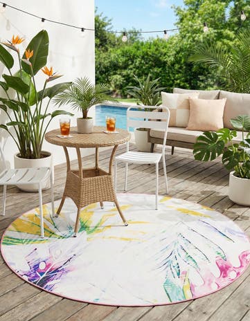 7' 10 x 7' 10 Easy-Clean Jill Zarin Caribbean Indoor / Outdoor Round Rug