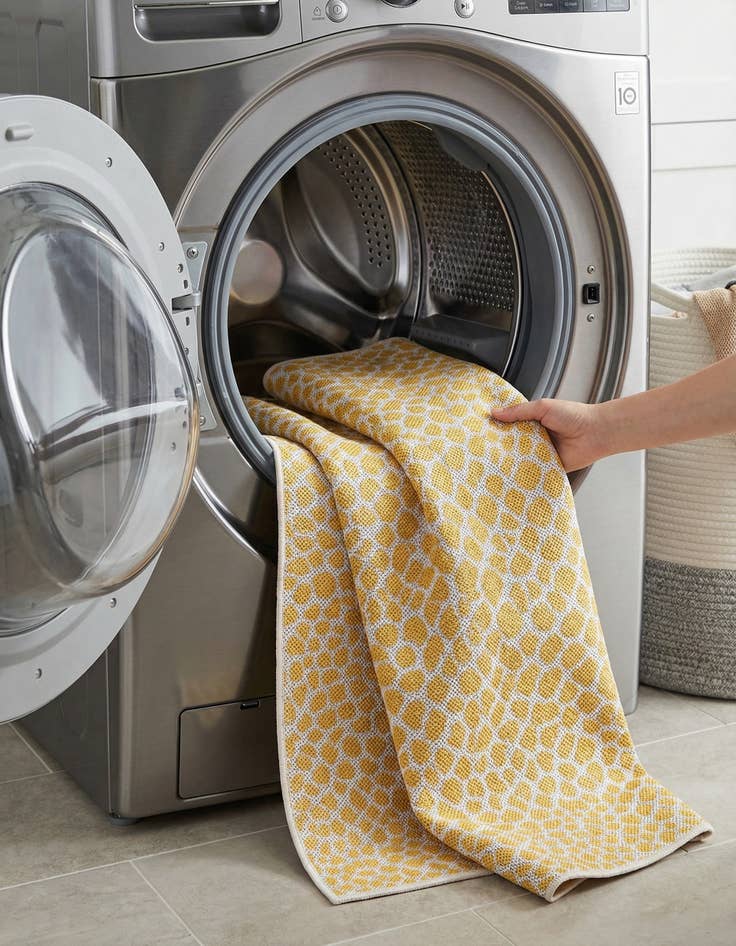 Detail image of 2' x 8'  Washable Jill Zarin Cape Town Indoor / Outdoor Runner Rug