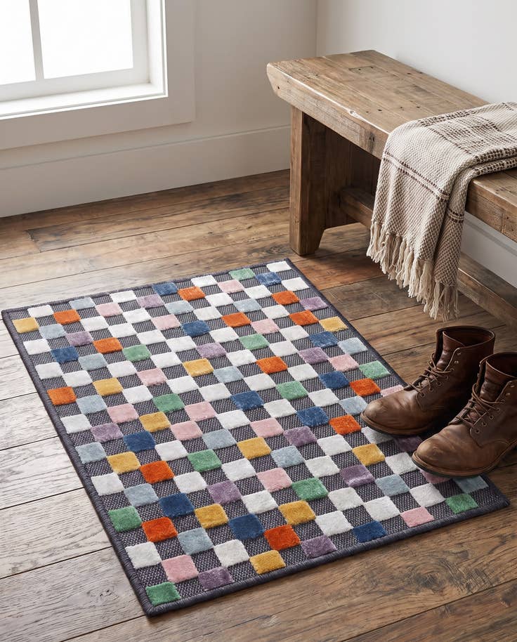 Detail image of 65cm x 95cm Easy-Clean Checkered Indoor / Outdoor Rug