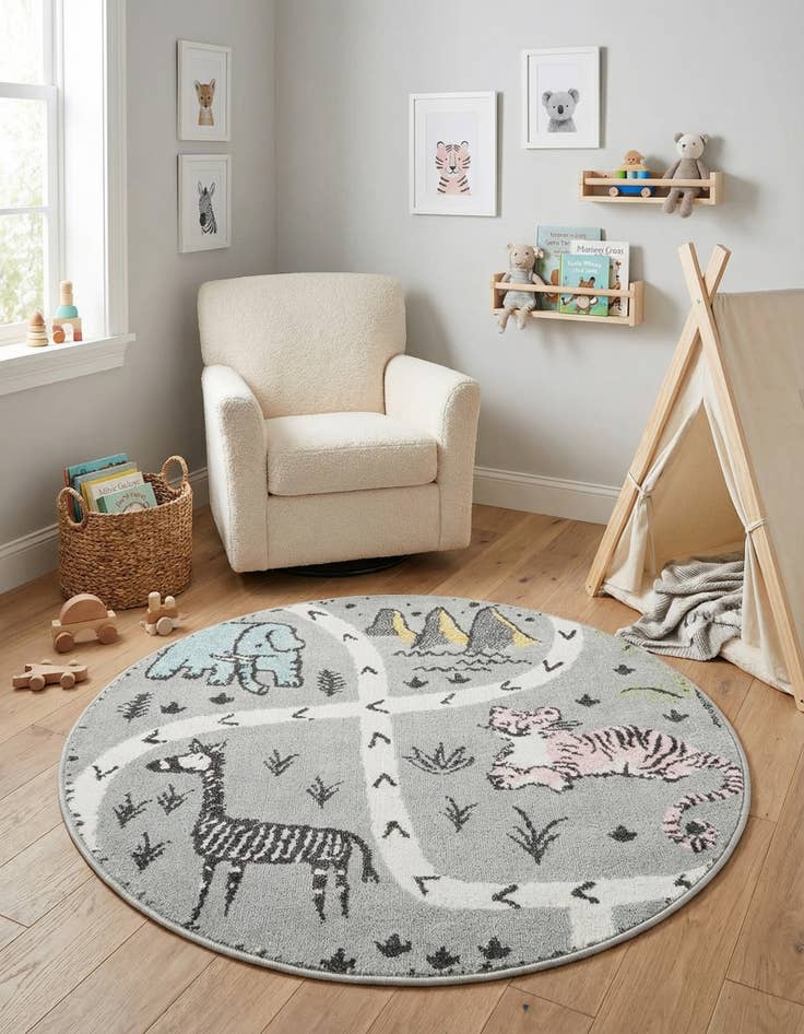 Detail image of 3' 3 x 3' 3 Animals Whimsy Kids Round Rug