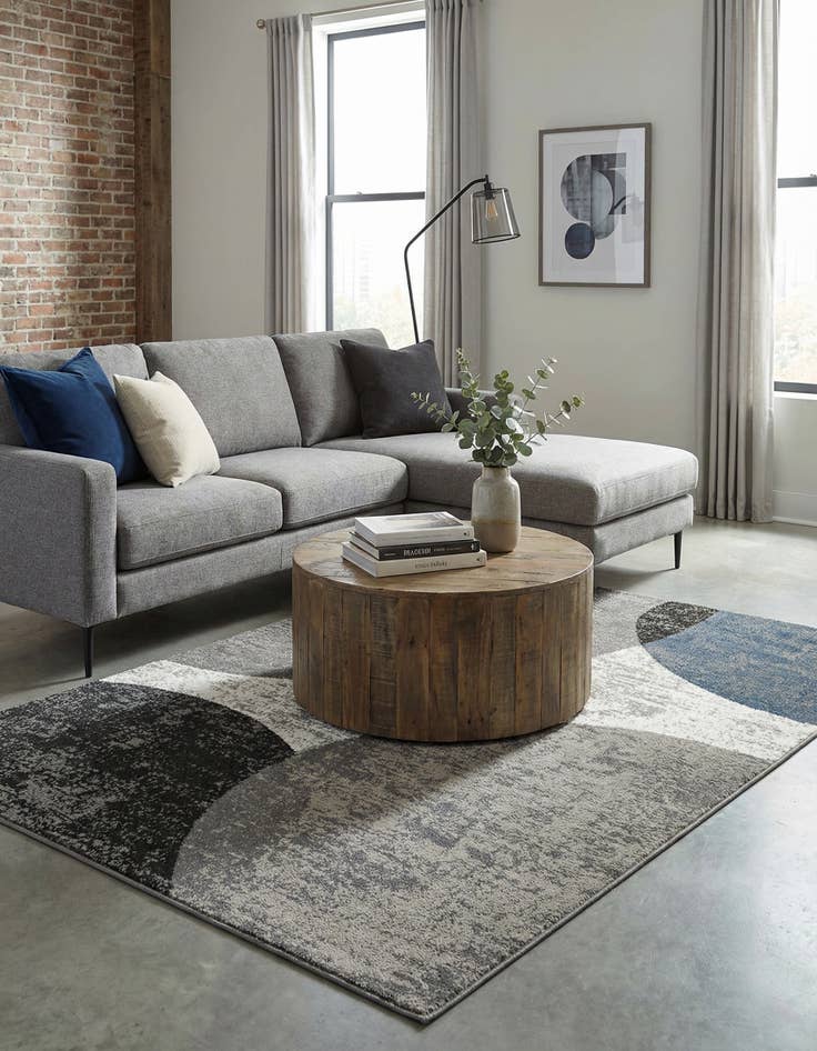 Detail image of 5' x 8' Oslo Rug