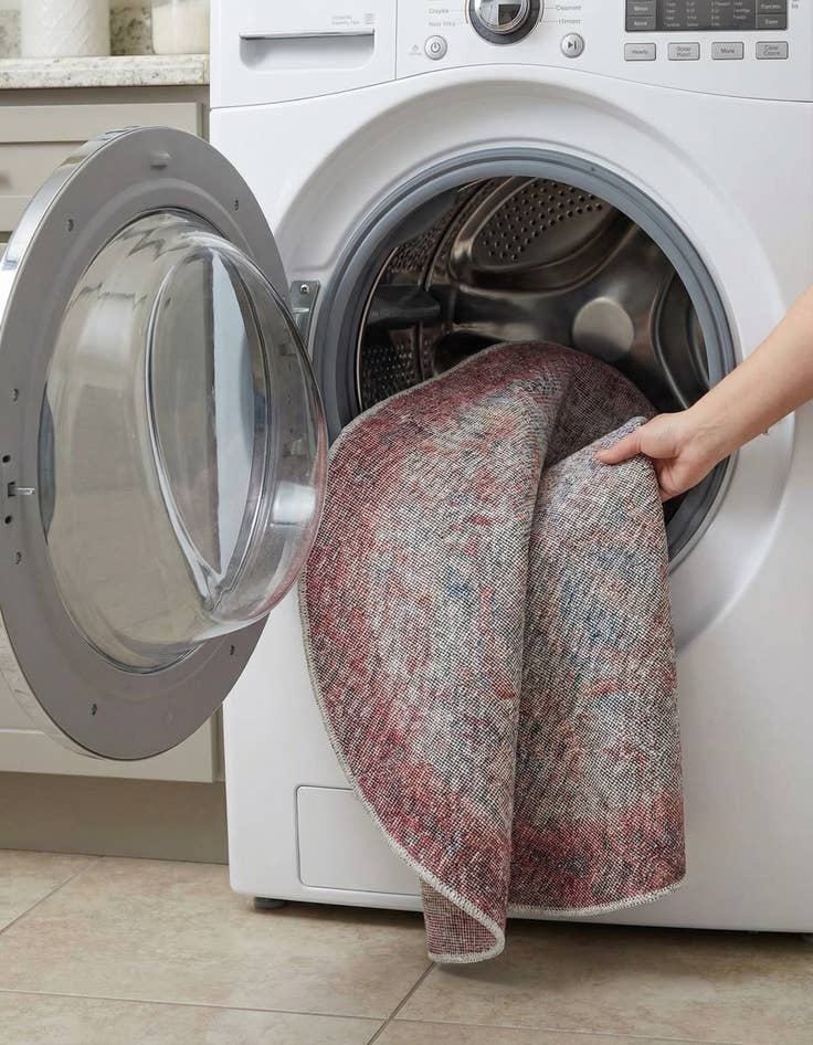 Detail image of 4' x 4'  Washable Sisu Round Rug