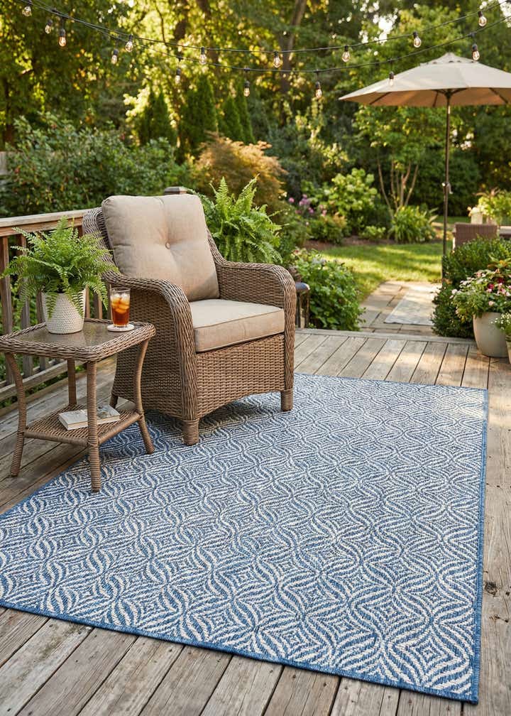 4' x 6' Easy-Clean Trellis Indoor / Outdoor Rug