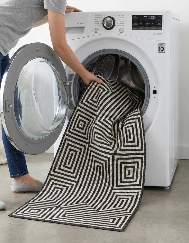 Detail image of  2' 7 x 12'  Washable Modern Indoor / Outdoor Runner Rug