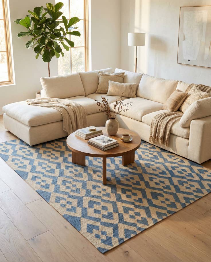 Detail image of 6' 2 x 8' 2 Hand Woven Kilim Modern Wool Rug