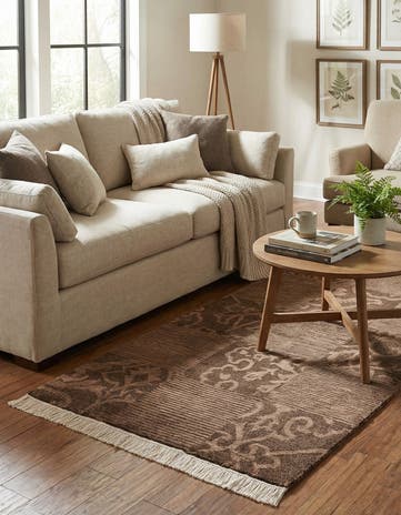 2' 7 x 5' Hand Knotted Darya Wool Rug