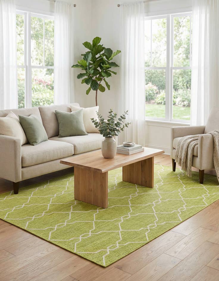 Detail image of 6' x 9'  Washable Trellis Indoor / Outdoor Rug